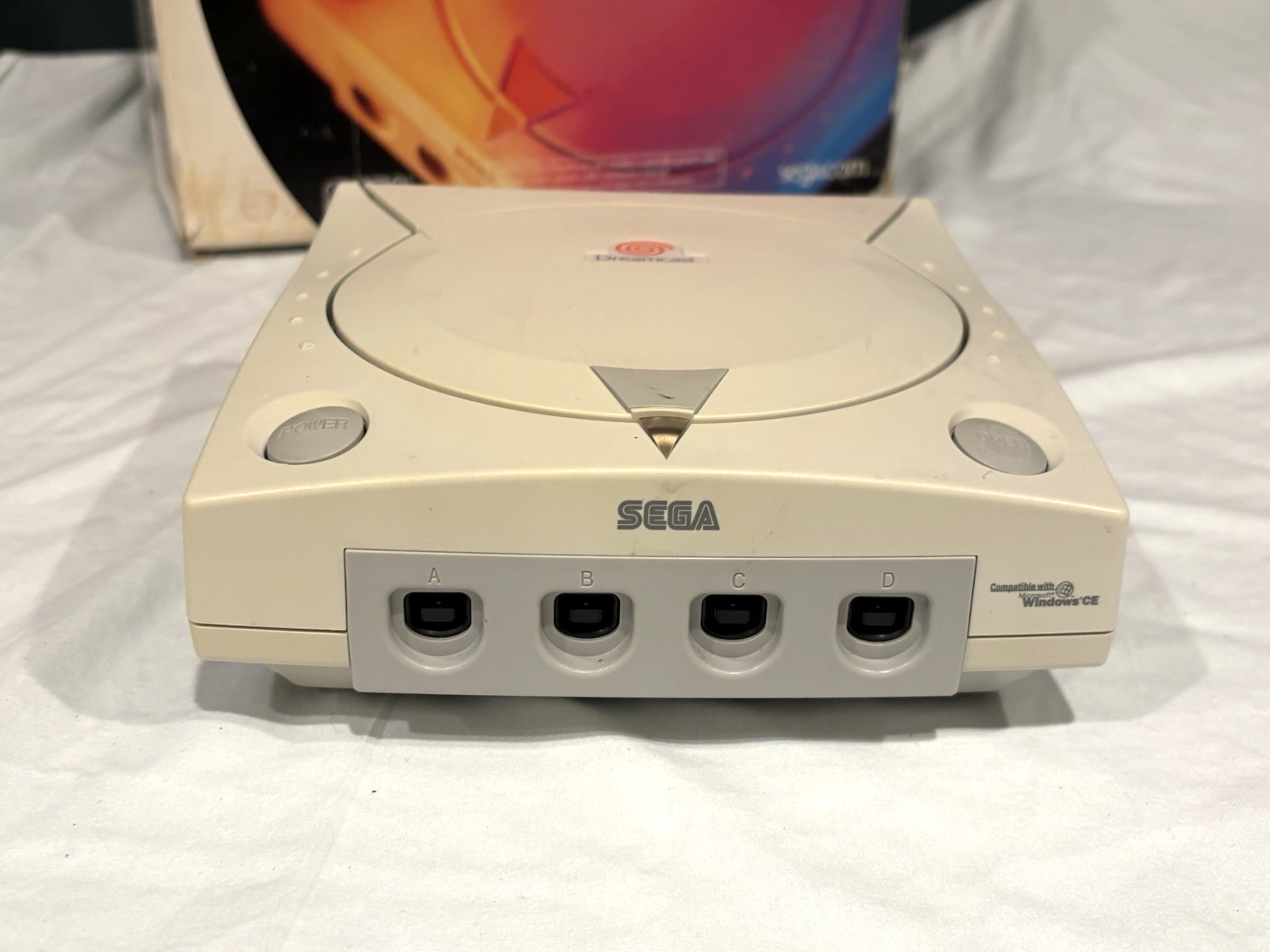 SEGA Dreamcast HKT-3020 Console White w/ Box, 1 Game, Manuals, Cords, Controller