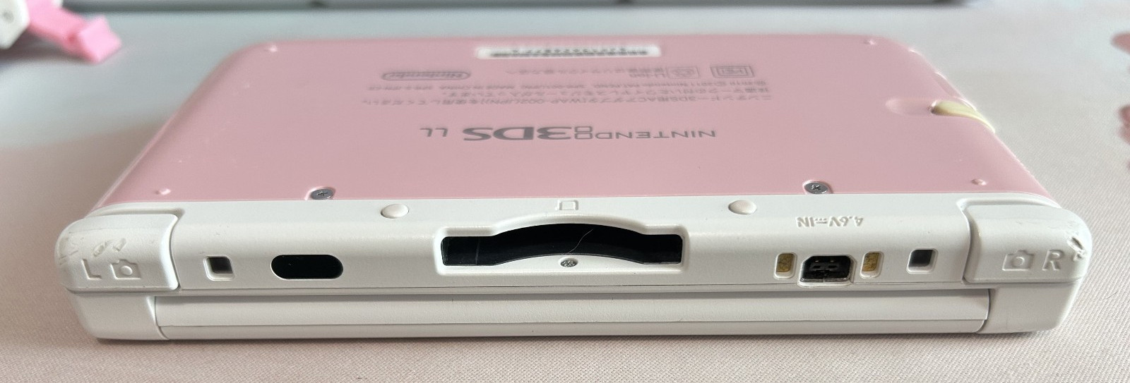 Nintendo 3DSLL/XL Region Unlocked w/ 128G mSD
