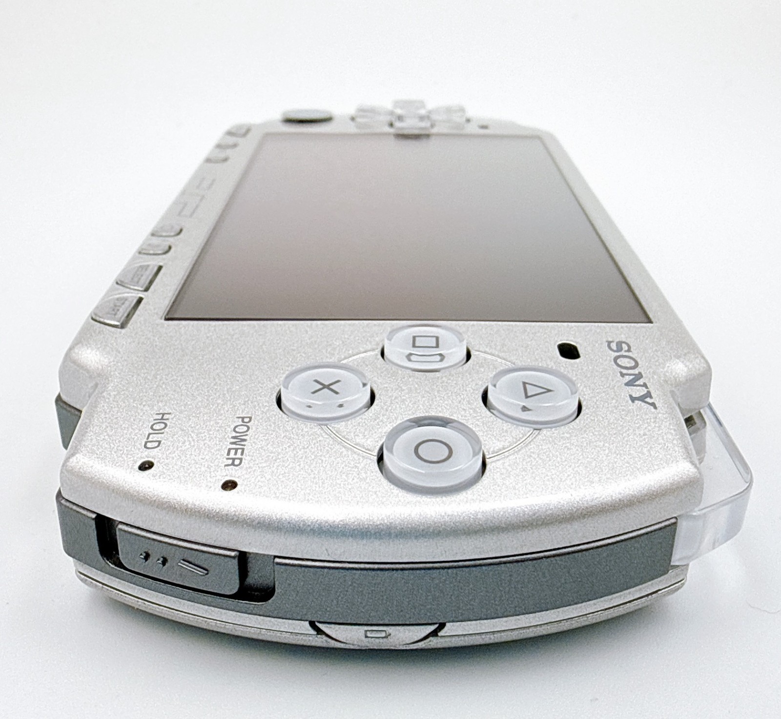 Sony PSP-2000 PSP 2000 Console Silver Region free w/adapter, battery – Very Good
