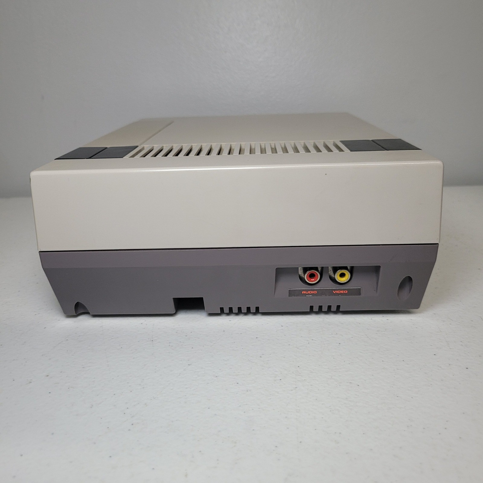Nintendo NES Entertainment System Console Only Gray Untested Vintage