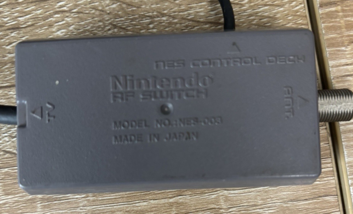 Nintendo Entertainment System NES Console Gaming System NES-001 Cleaned Working