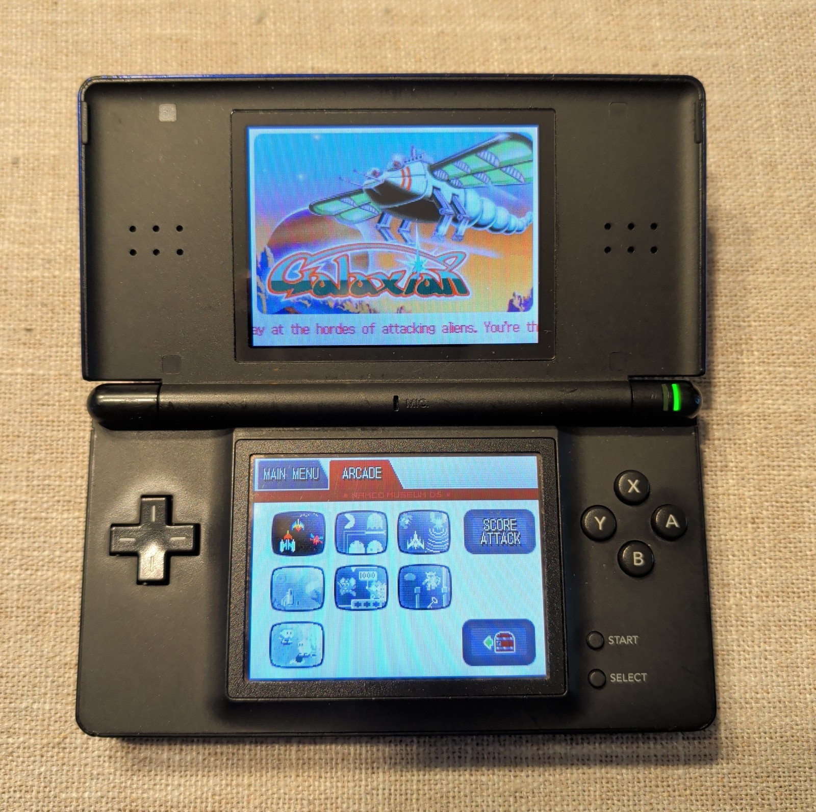 Nintendo DS Lite Cobalt Blue/Black Handheld Console W Charger. Tested