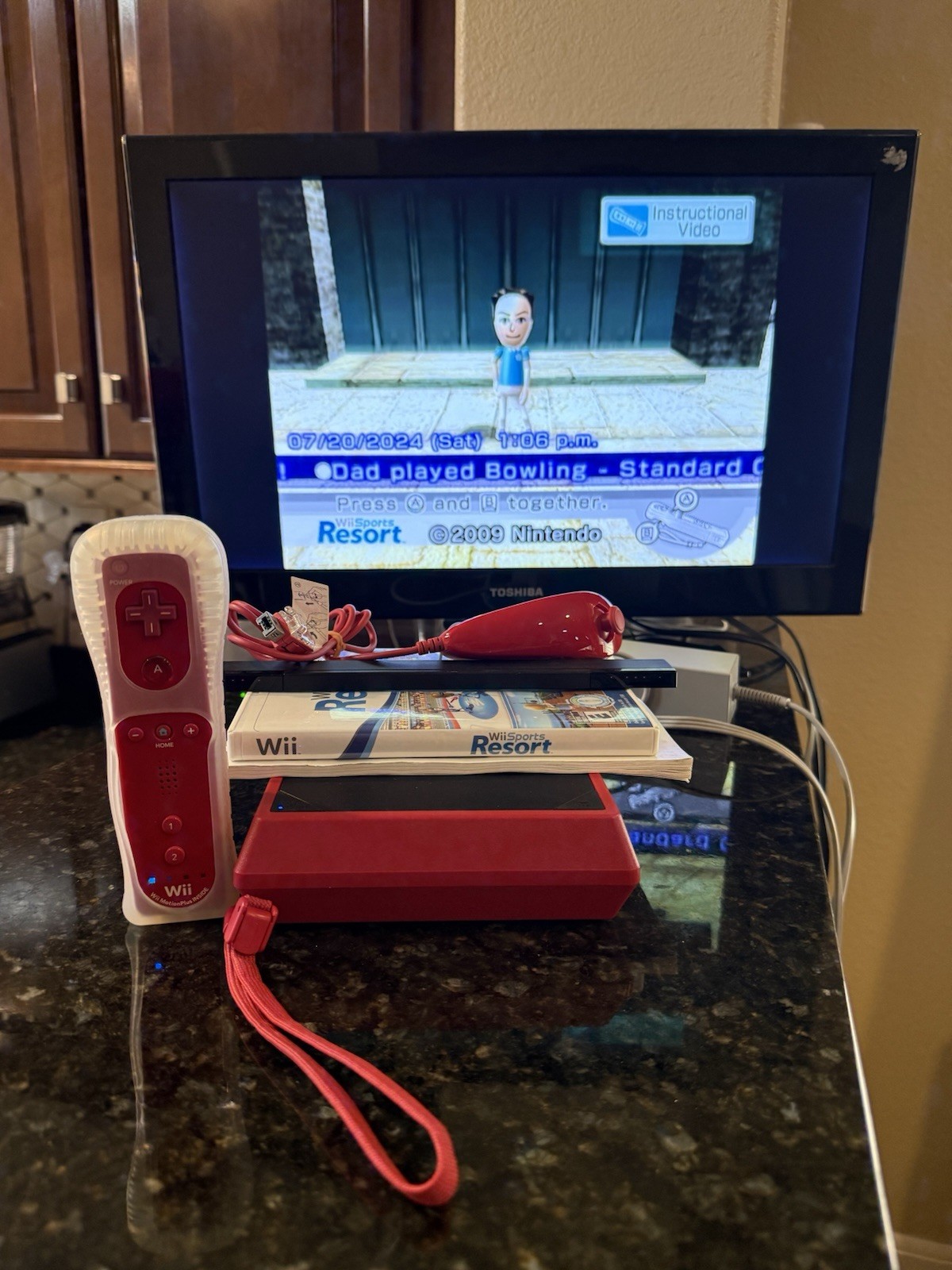 Nintendo Wii Mini Video Game Console RVL-201 Red w/ Games – Tested And Working!