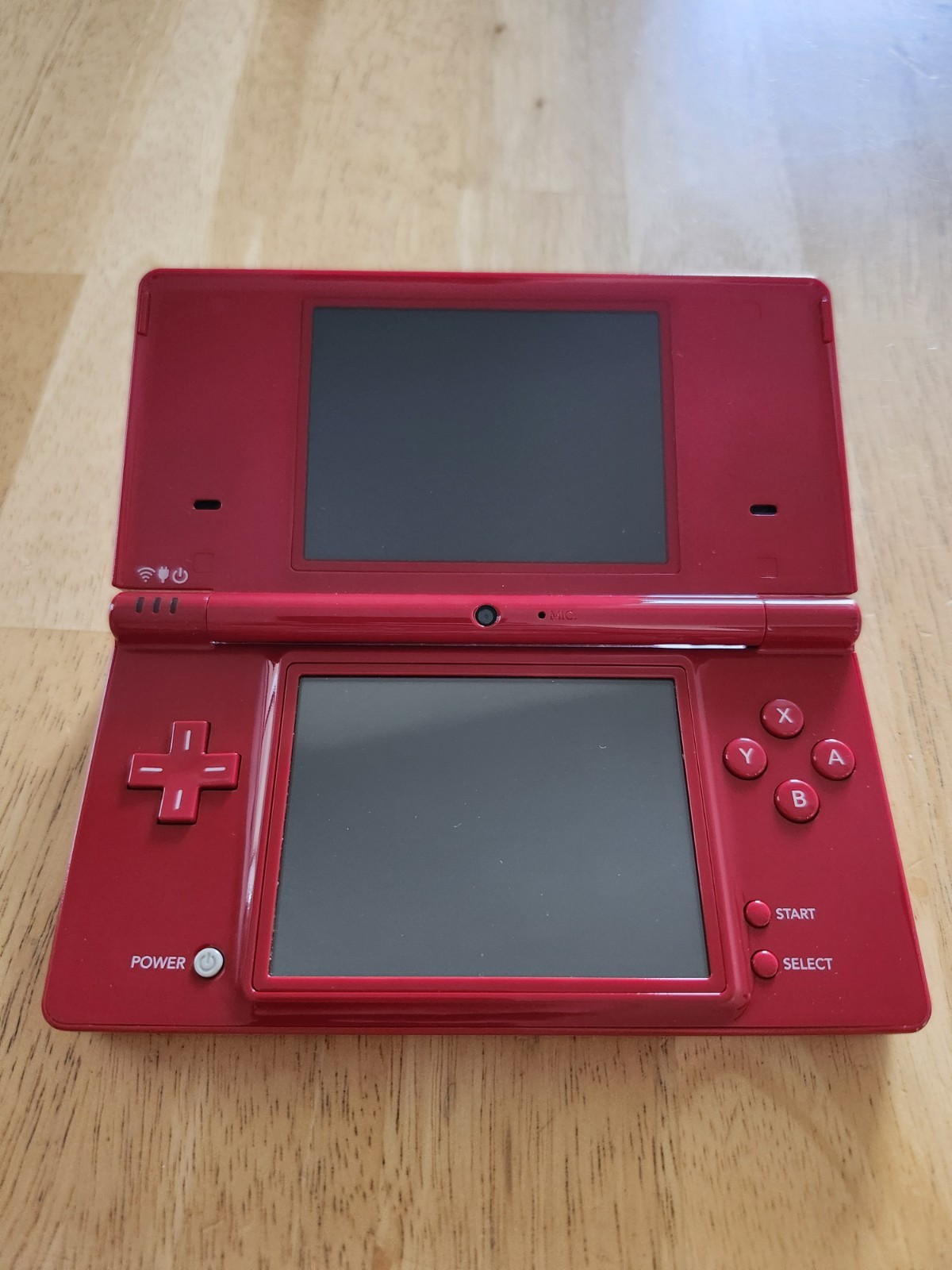Nintendo DSi – Gloss Red *READ DESCRIPTION*