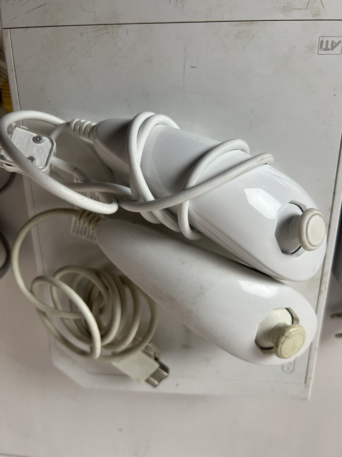 Wii Sports Nintendo Wii Console Bundle 2 Remotes 2 Nunchuks OEM Cords Tested