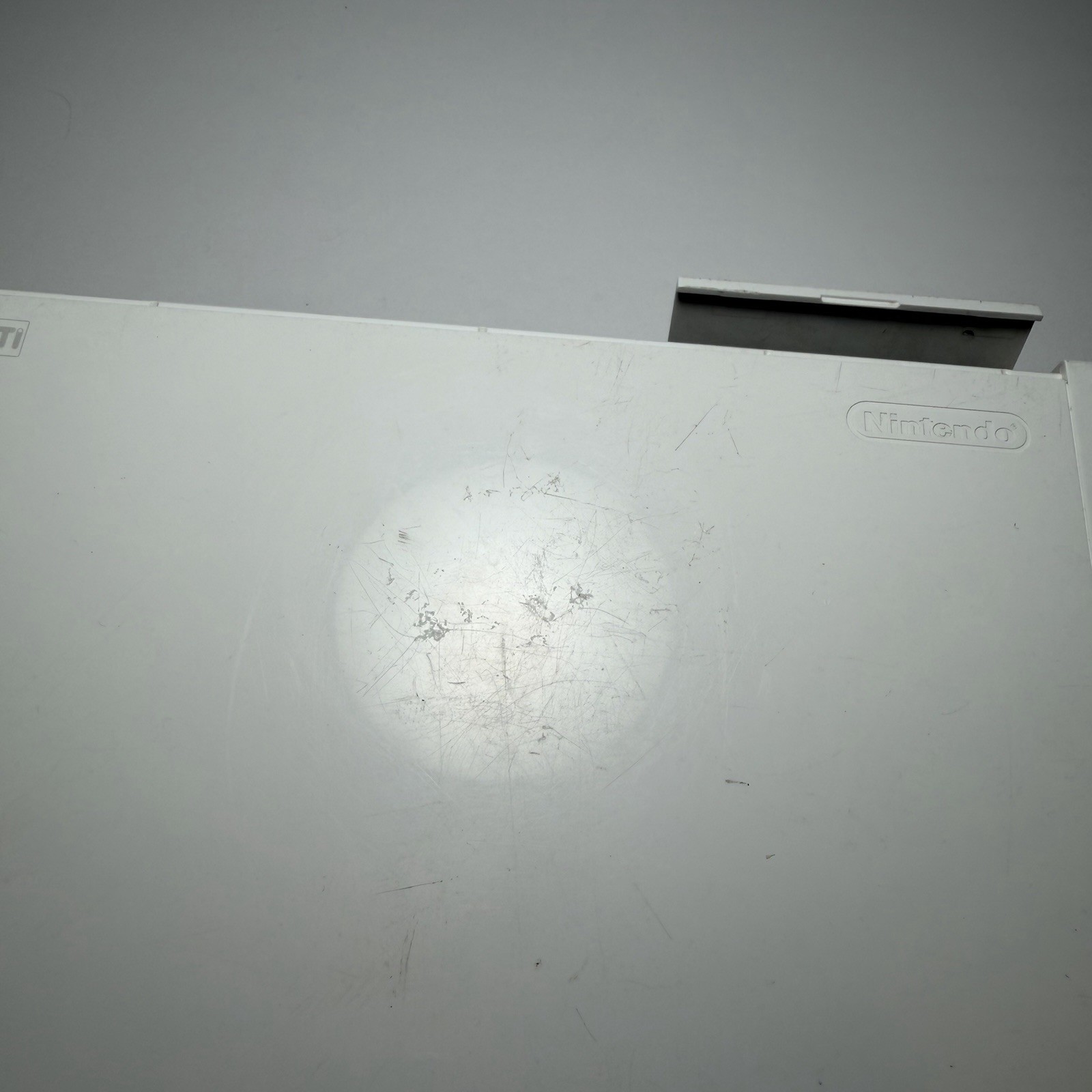 Nintendo Wii Video Game Console Only System RVL-001 White For Parts Or Repair