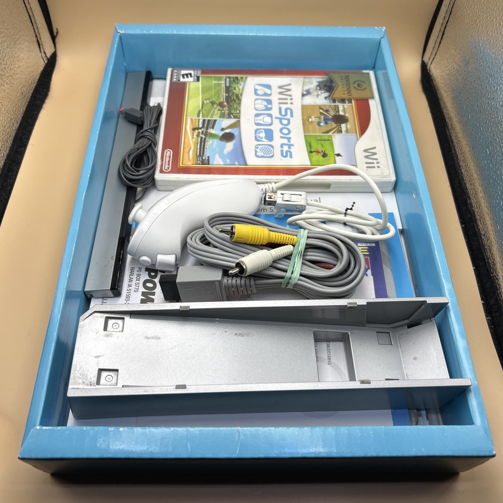 BOXED Nintendo Wii Video Game System RVL-001 Console Bundle Wii Sports Included