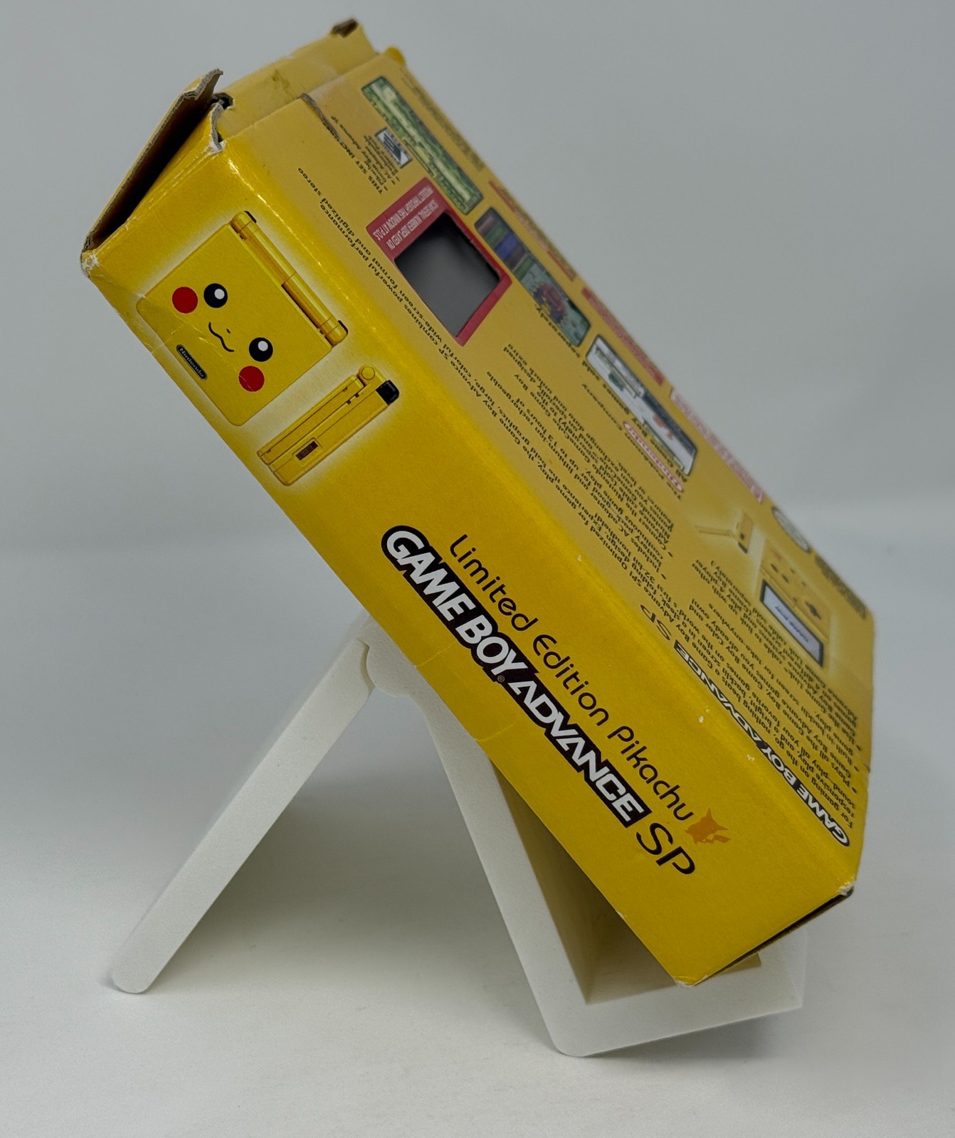 Nintendo Gameboy Advance SP Toys “R” Us Exclusive Limited Edition Pikachu IN BOX