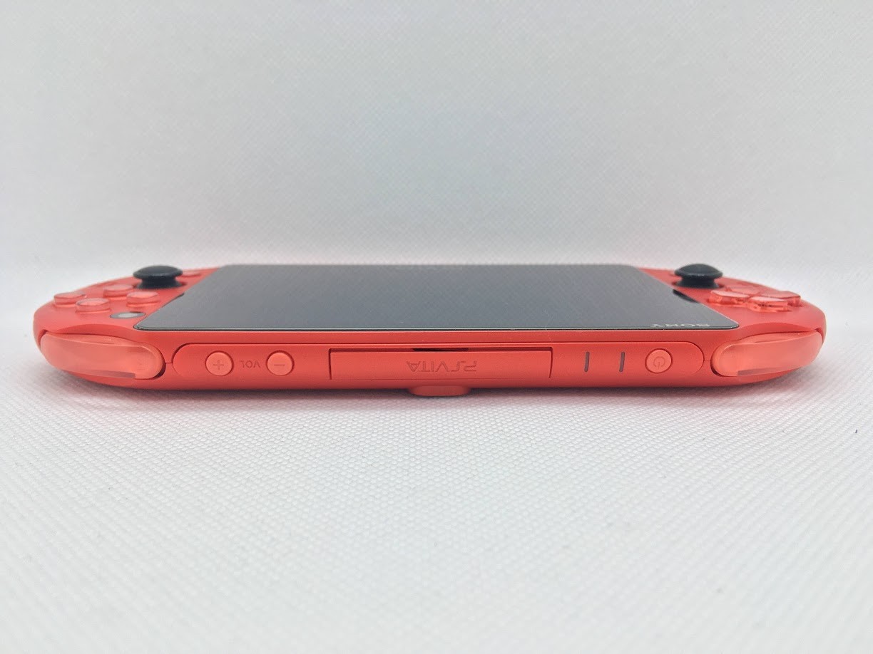 [Read/Exc+++] Sony PS Vita Metalic Red PCH-2000 ZA26 Slim Console Wi-fi w/Box