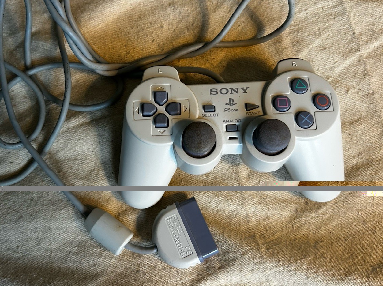 Sony PS One Model SCPH-101 Video Game Console Bundle w/1 Controller – Tested