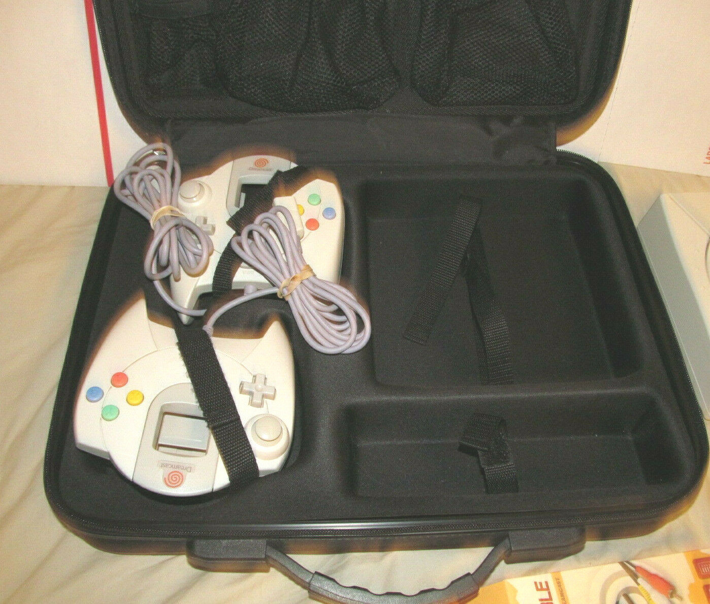 Sega Dreamcast Console System 11 Game Bundle Lot w/ RaRe Blaze Case Rev 0 Model
