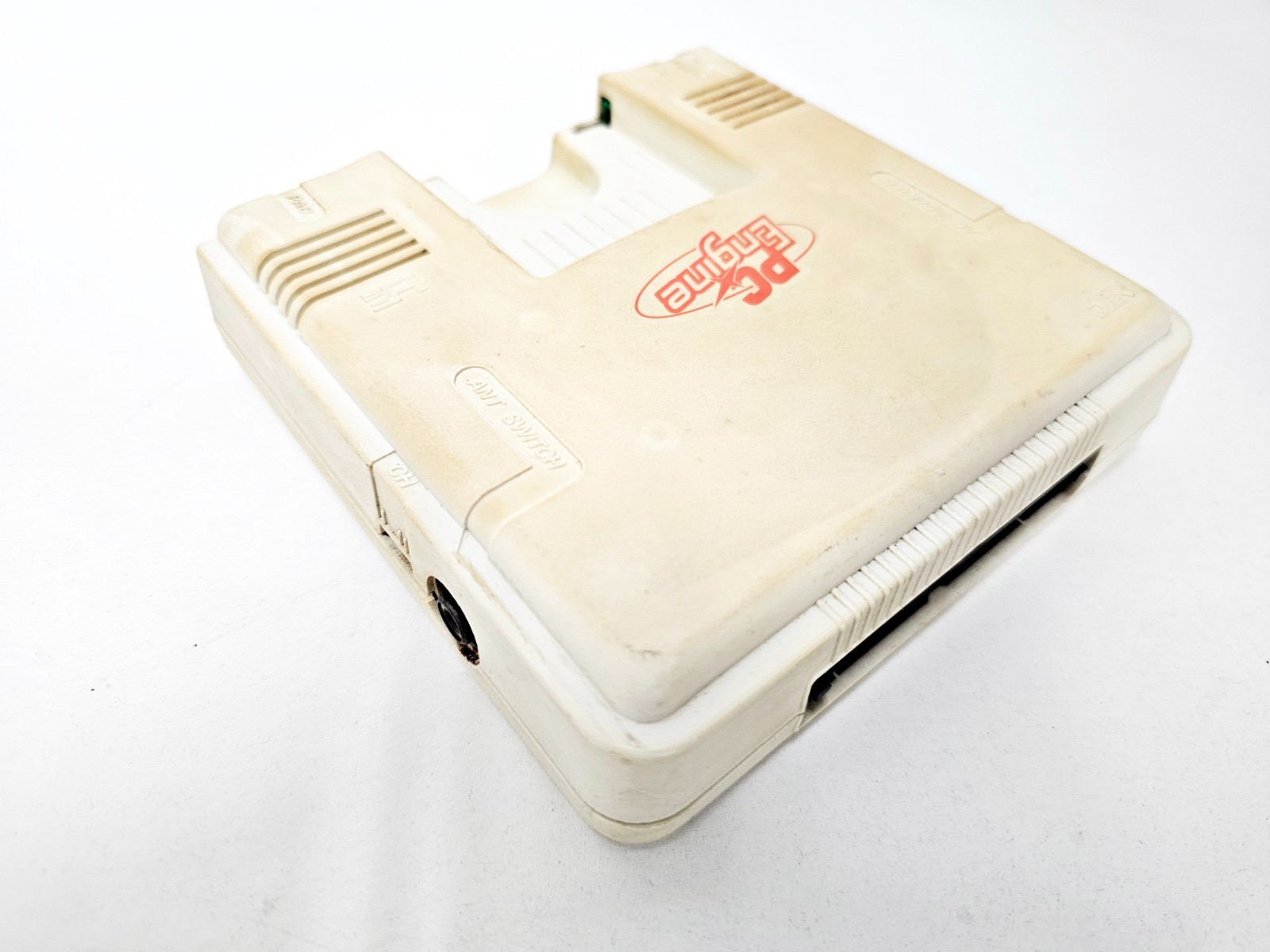 NEC PC Engine Console 822 Japan