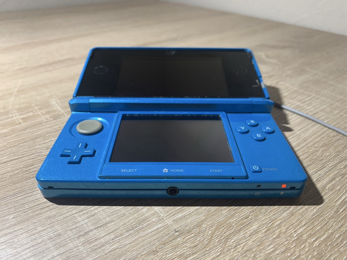 1923 Nintendo 3DS Light Blue For Parts