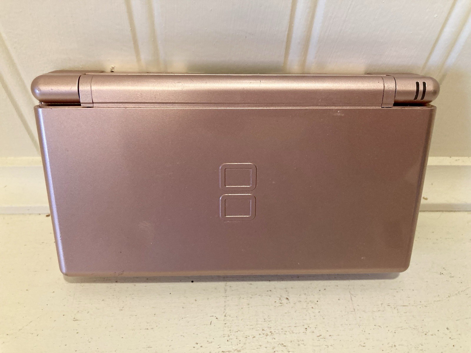 Nintendo DS Lite Metallic Rose Pink Handheld Console W/ Stylus