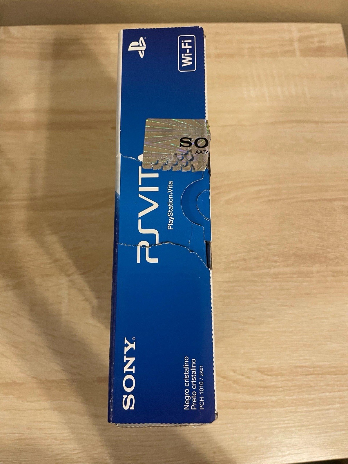 Special Edition Messi FIFA 13 – Sony PlayStation PS Vita PCH-1010 – Open Box