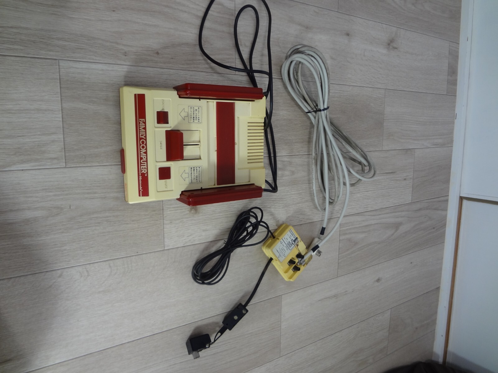 Nintendo Famicom NES Console Family Computer FC Tested Work