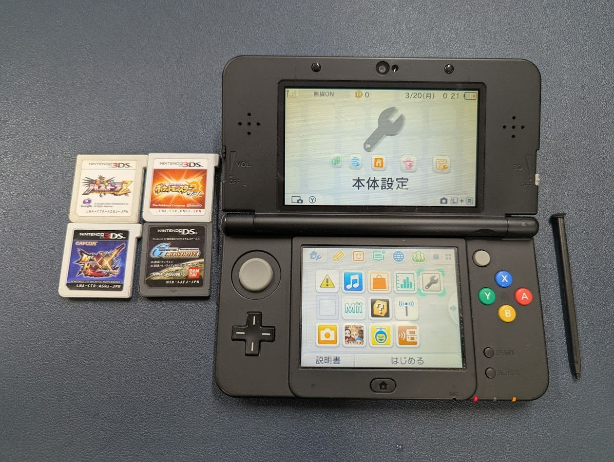 B14 Nintendo new 3DS console Black Japan fx w/game pokemon sun