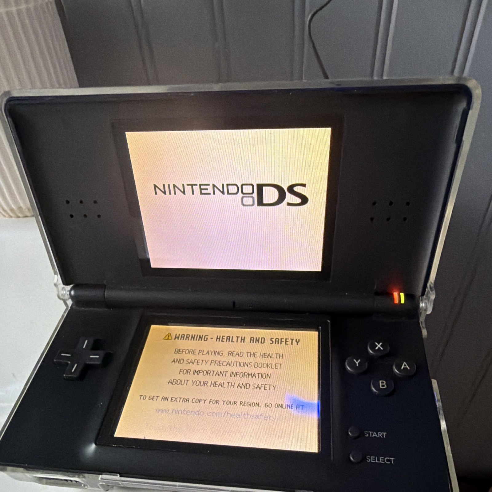 Nintendo DS Lite Handheld System Blue/Black Touchscreen NTSC-U/C USG-001