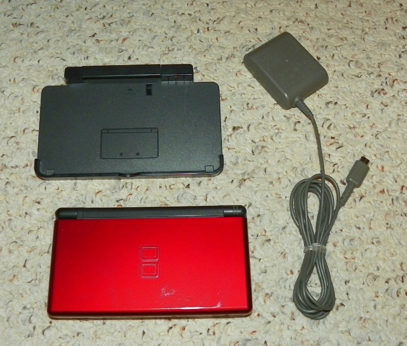 Nintendo DS Lite – Handheld Video Game System – Crimson Red / Black