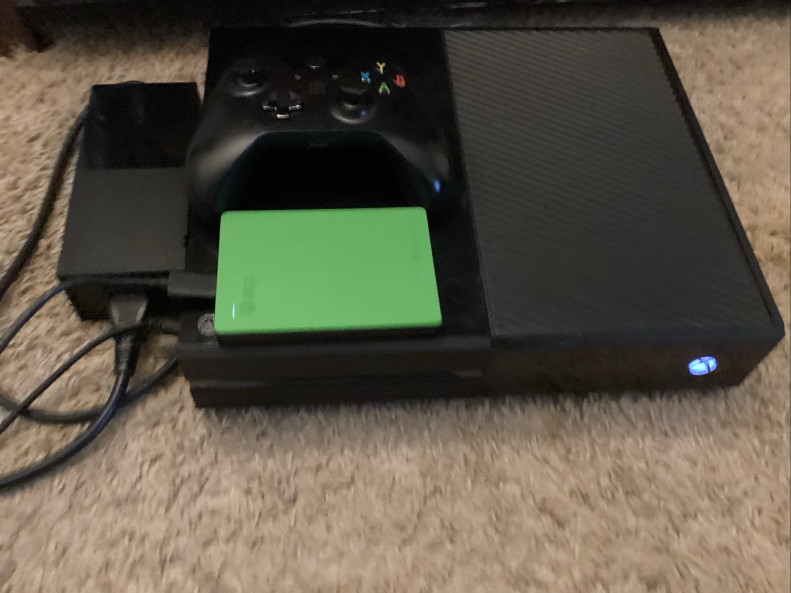 Microsoft Xbox One with Kinect 500GB Black Console – 7UV-00077