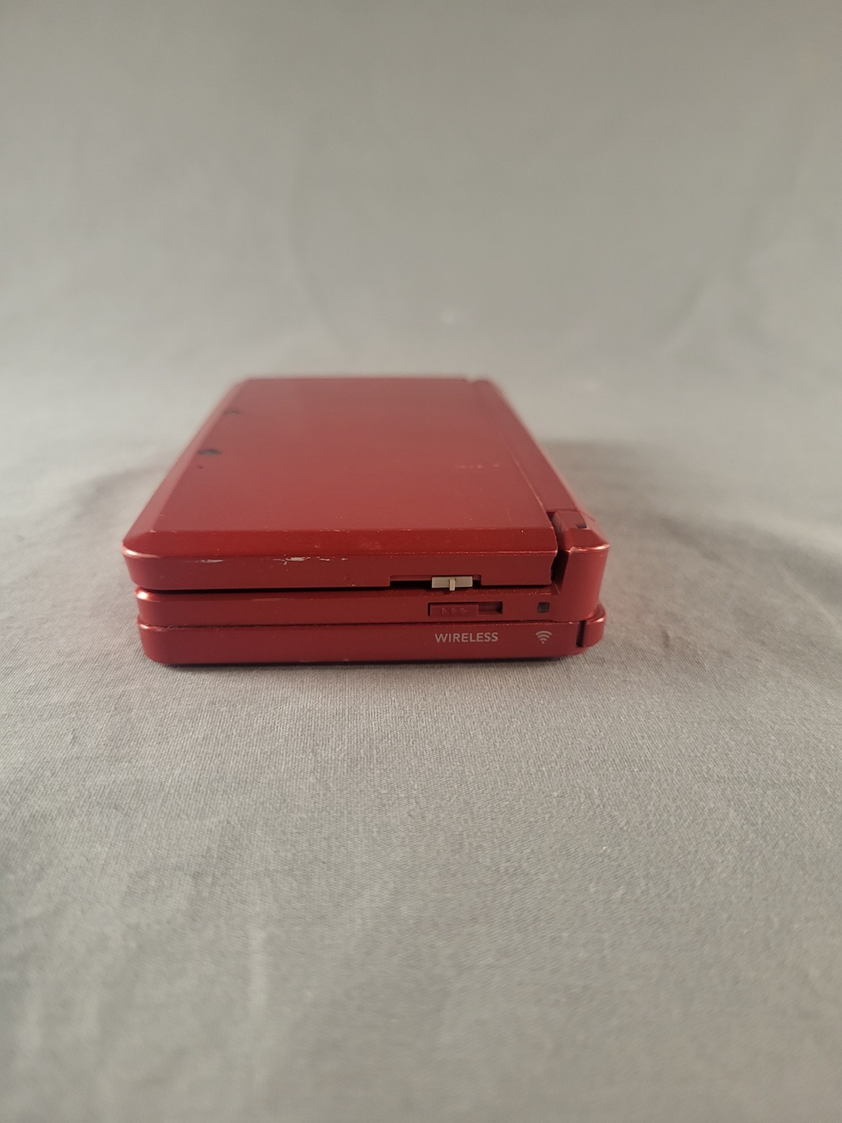 Nintendo 3DS Handheld System – Flame Red – CTR-001 – Charger Included – Tested!