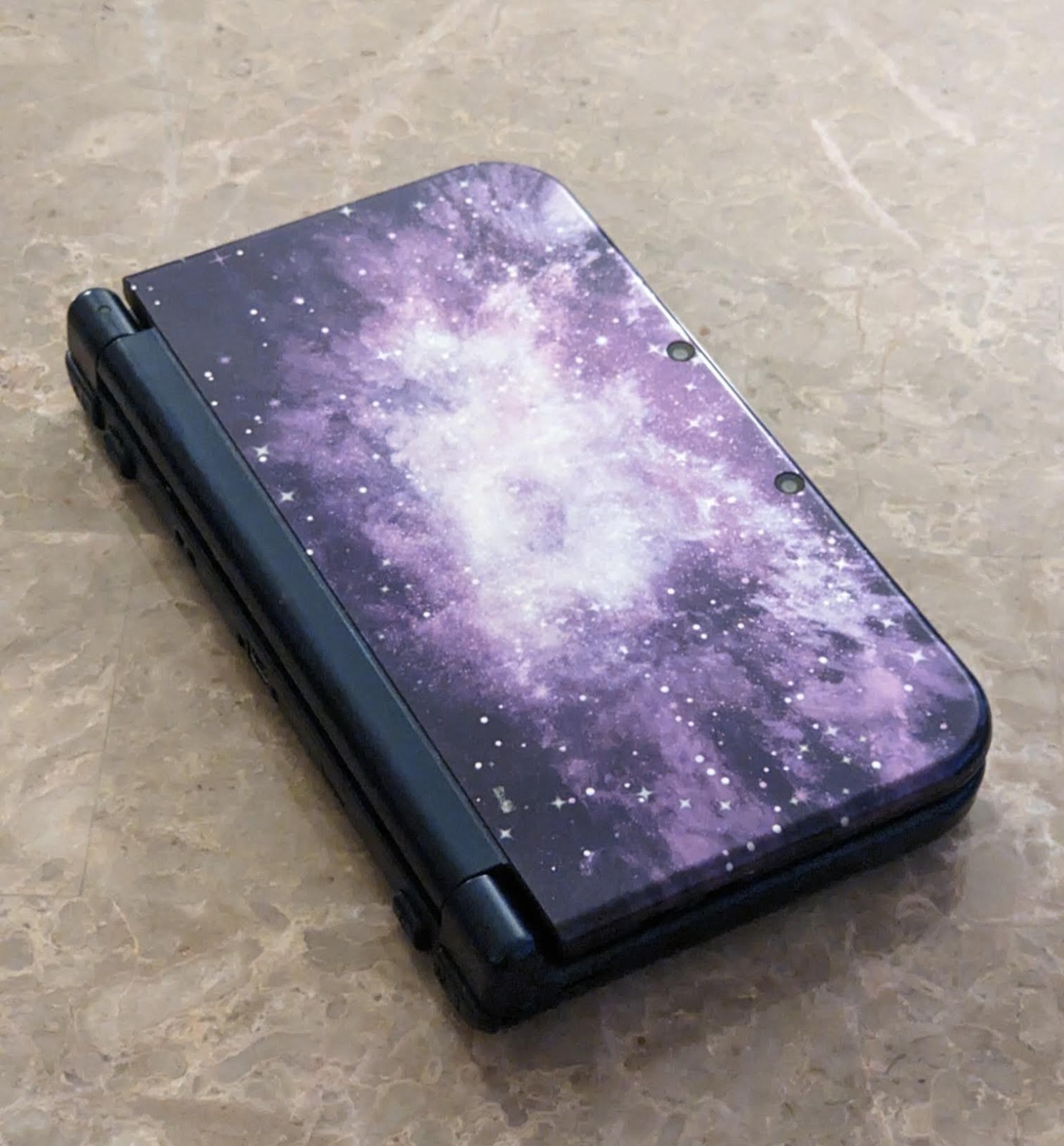 New Nintendo 3DS XL Galaxy Edition Handheld System – Purple with Case & Charger