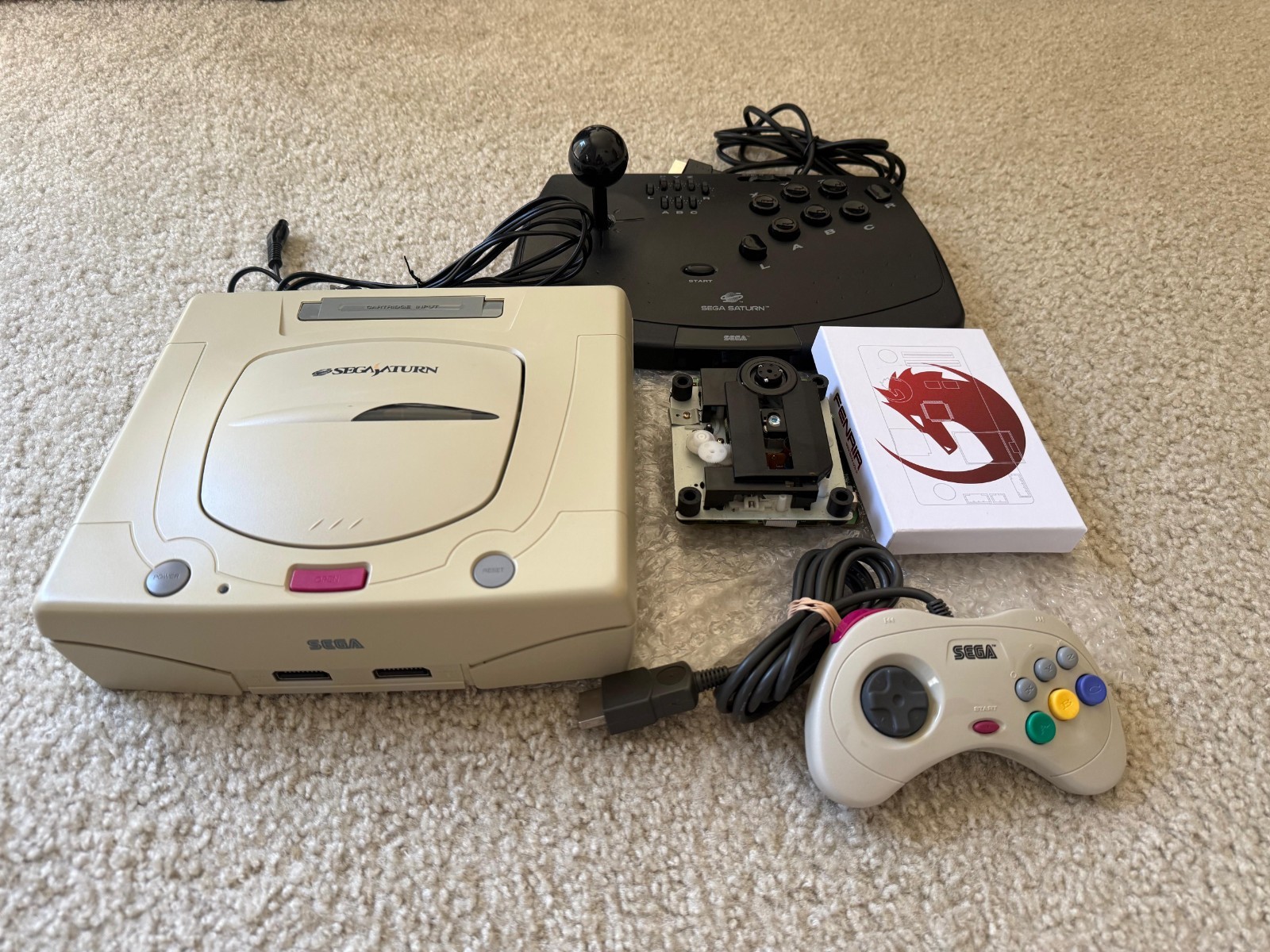 Sega Saturn HST-3220 + Fenrir ODE + Arcade Stick