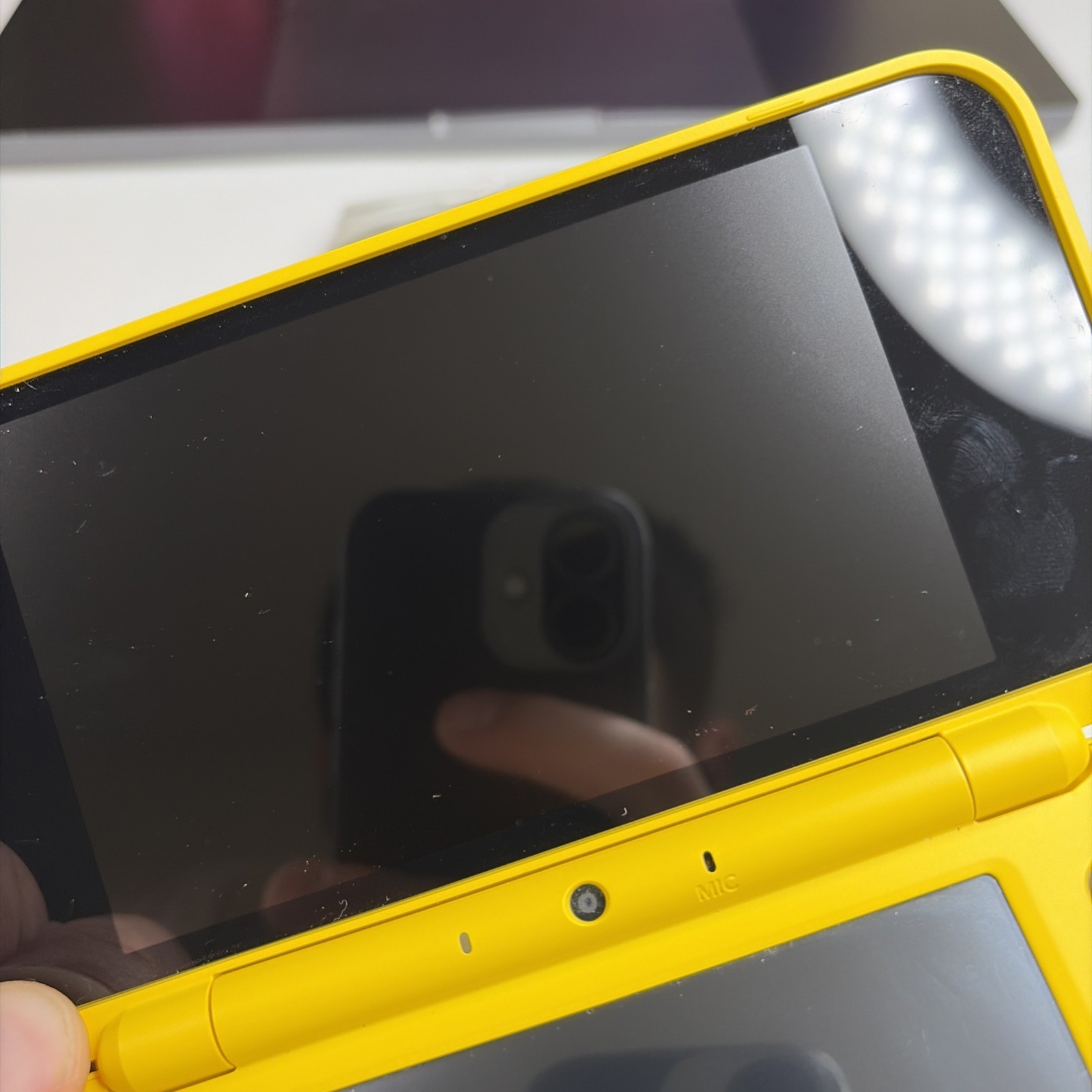 Nice! Nintendo New 2DS XL Pikachu Edition US Model W Charger Stylus