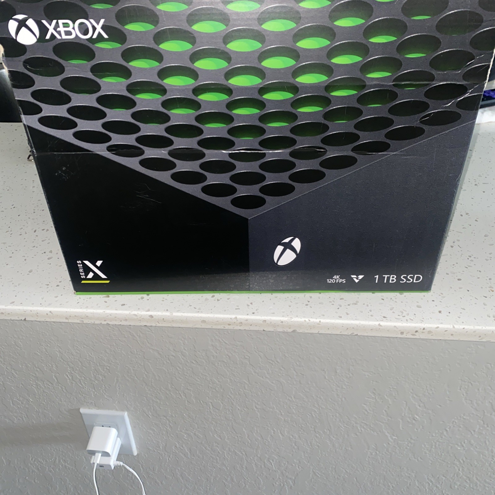 Xbox Series X 1TB Black, elite series 2 controller, 4 TB external hard drive