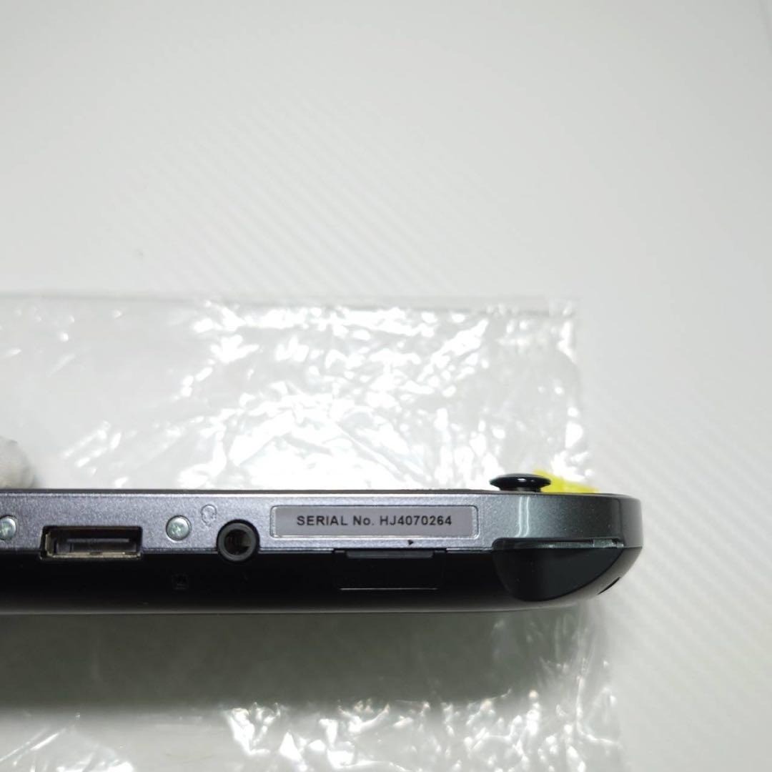 Sony PS Vita PCH-1100 Crystal Black OLED 3G Wi-Fi Complete Boxed Near Mint 7063