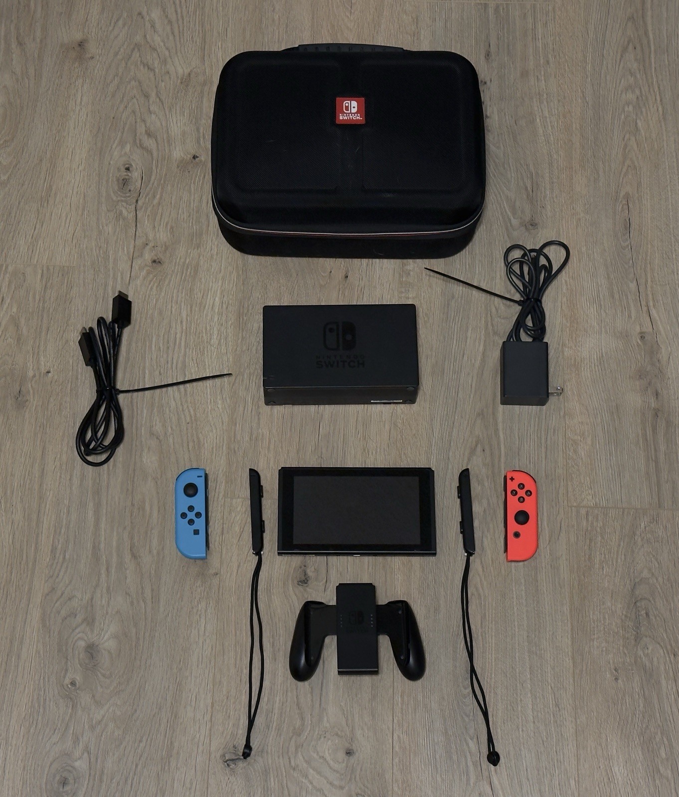 Nintendo Switch + Travel Carry Case