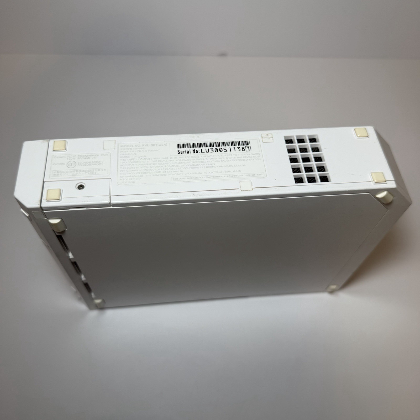 Nintendo Wii Video Game Console Only System RVL-001 White For Parts Or Repair