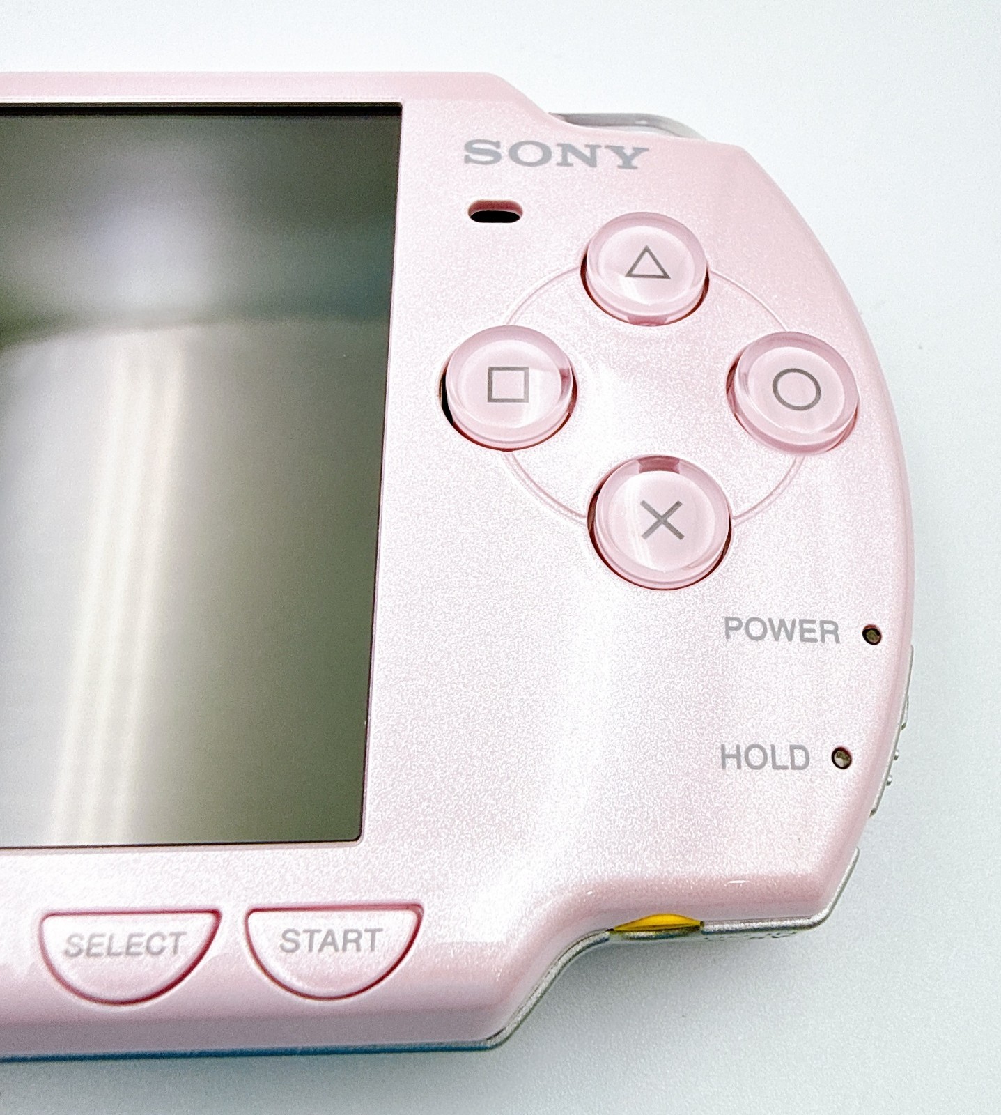 Sony PSP-2000 PSP 2000 Console Rose Pink Complete in box Region free -Excellent+