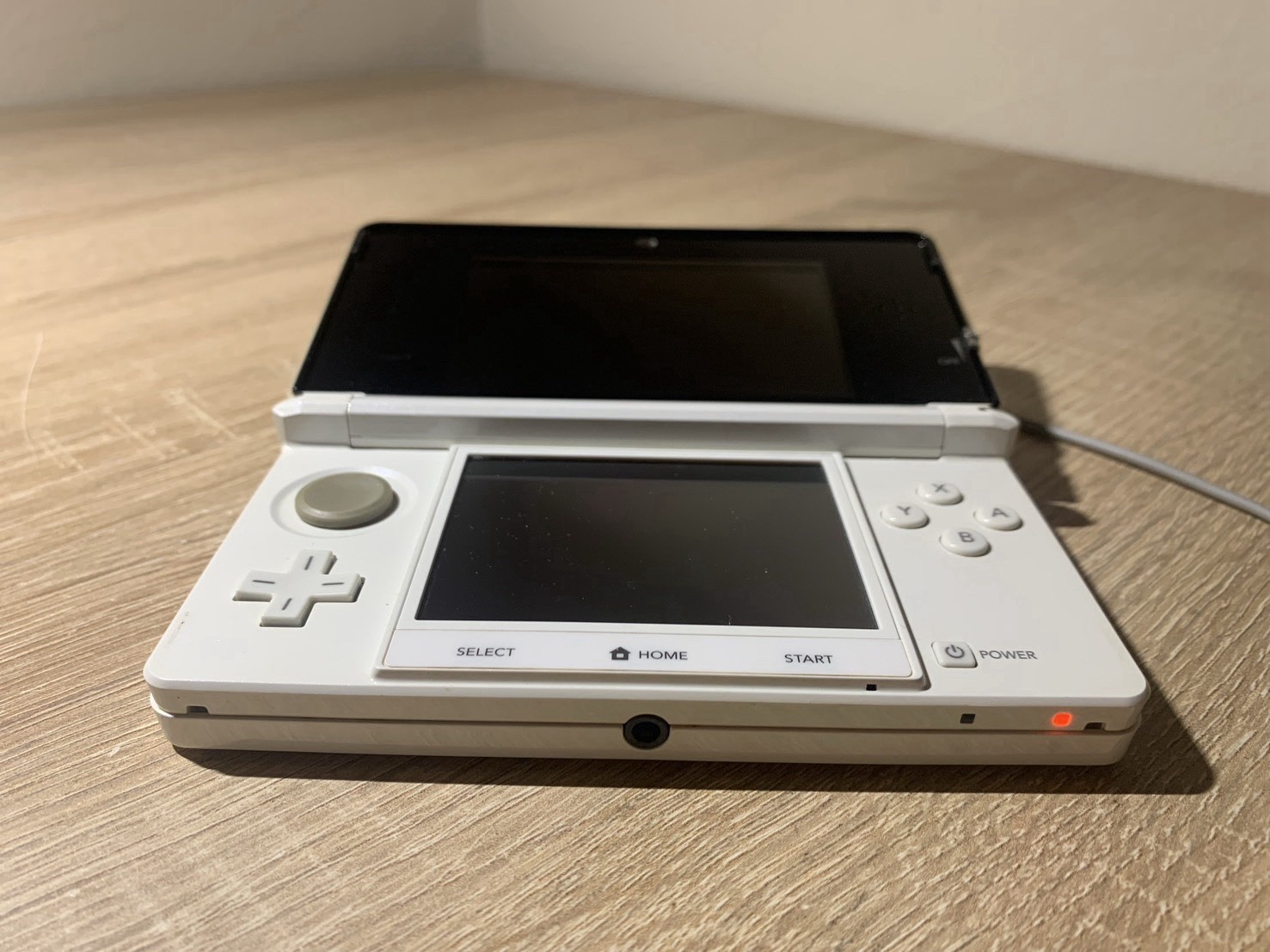 1935 Nintendo 3DS Ice White Good TESTED