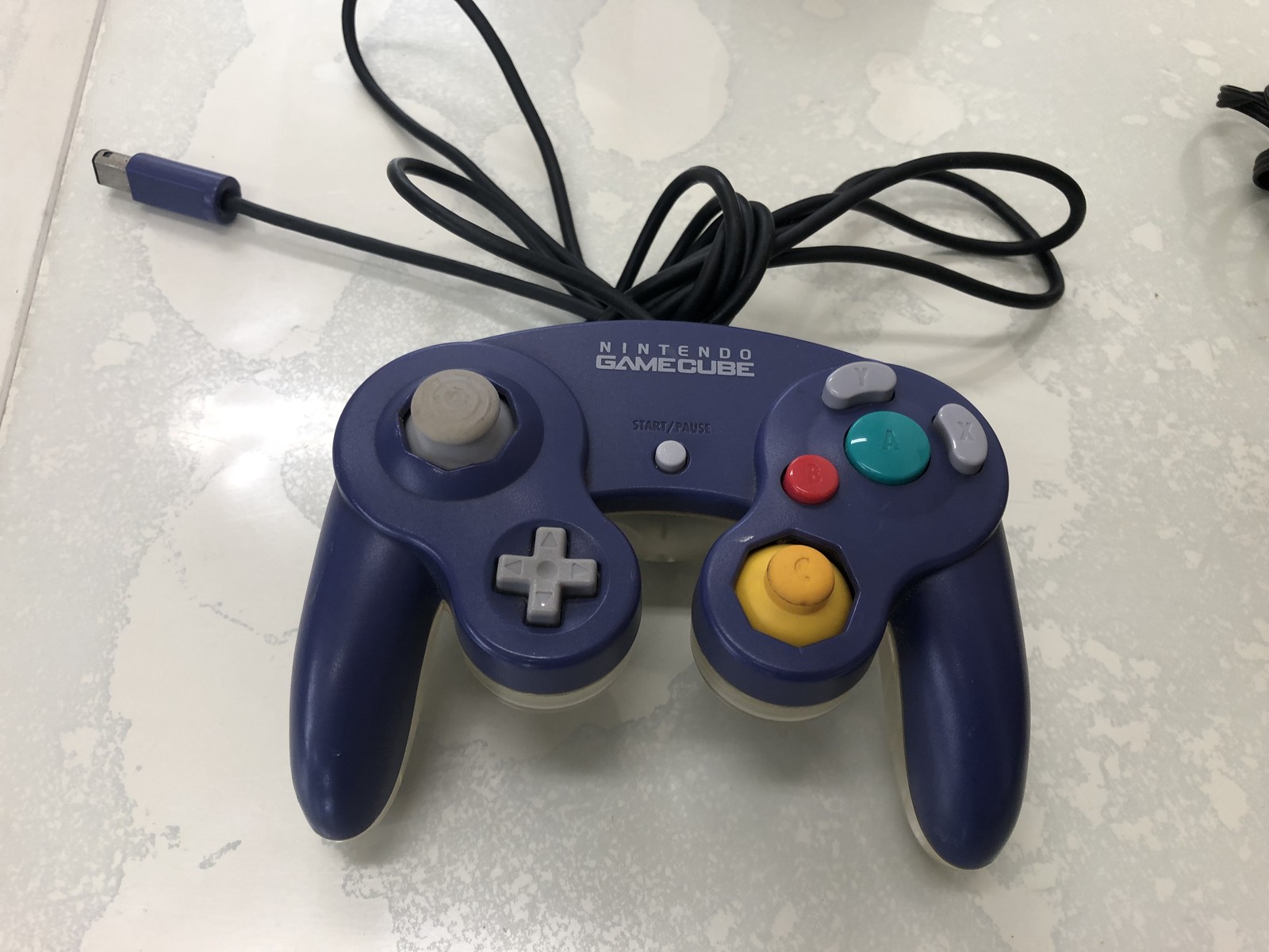 Nintendo Game cube GC Set DOL-001 Tested Silver NTSC-U / A little yellowish