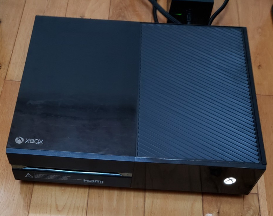 Microsoft Xbox One 500GB Console, BAD Disc Tray All Digital Works READ PR