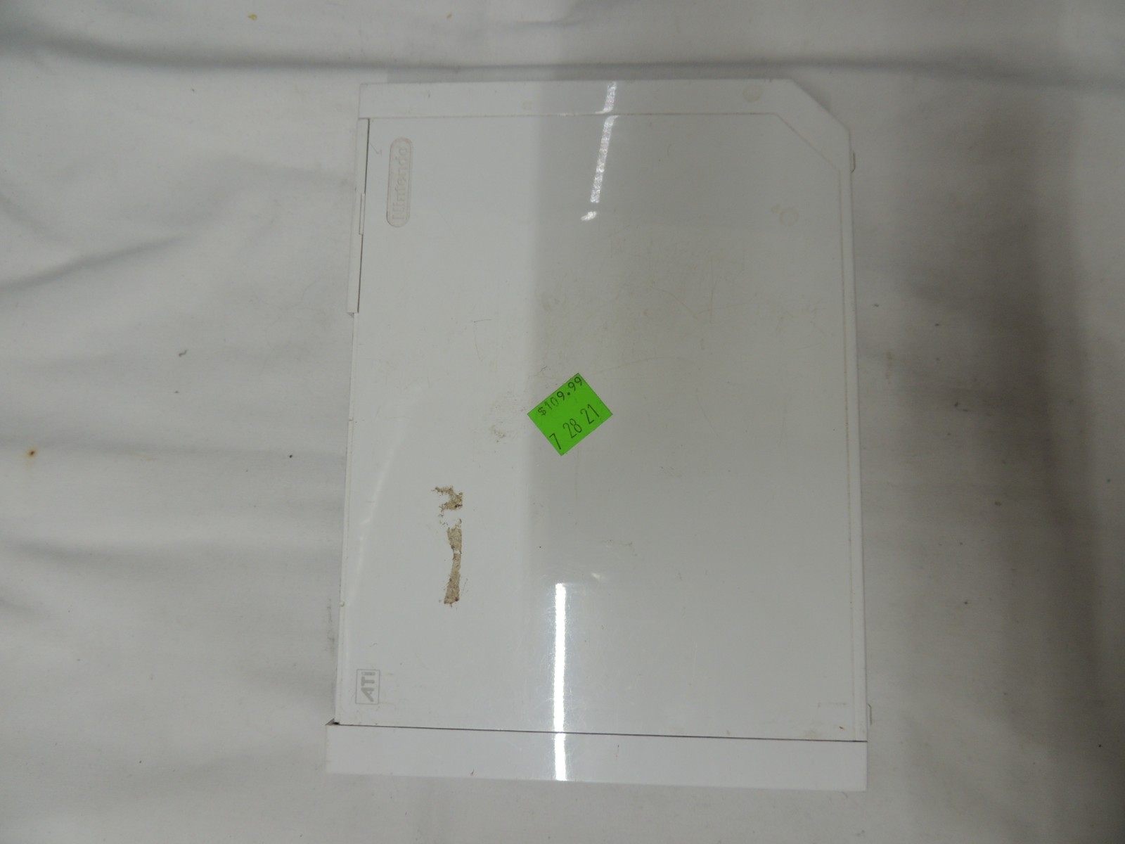 Nintendo Wii – RVL-001 White Bundle #21 NO CHARGER OR AV CABLE
