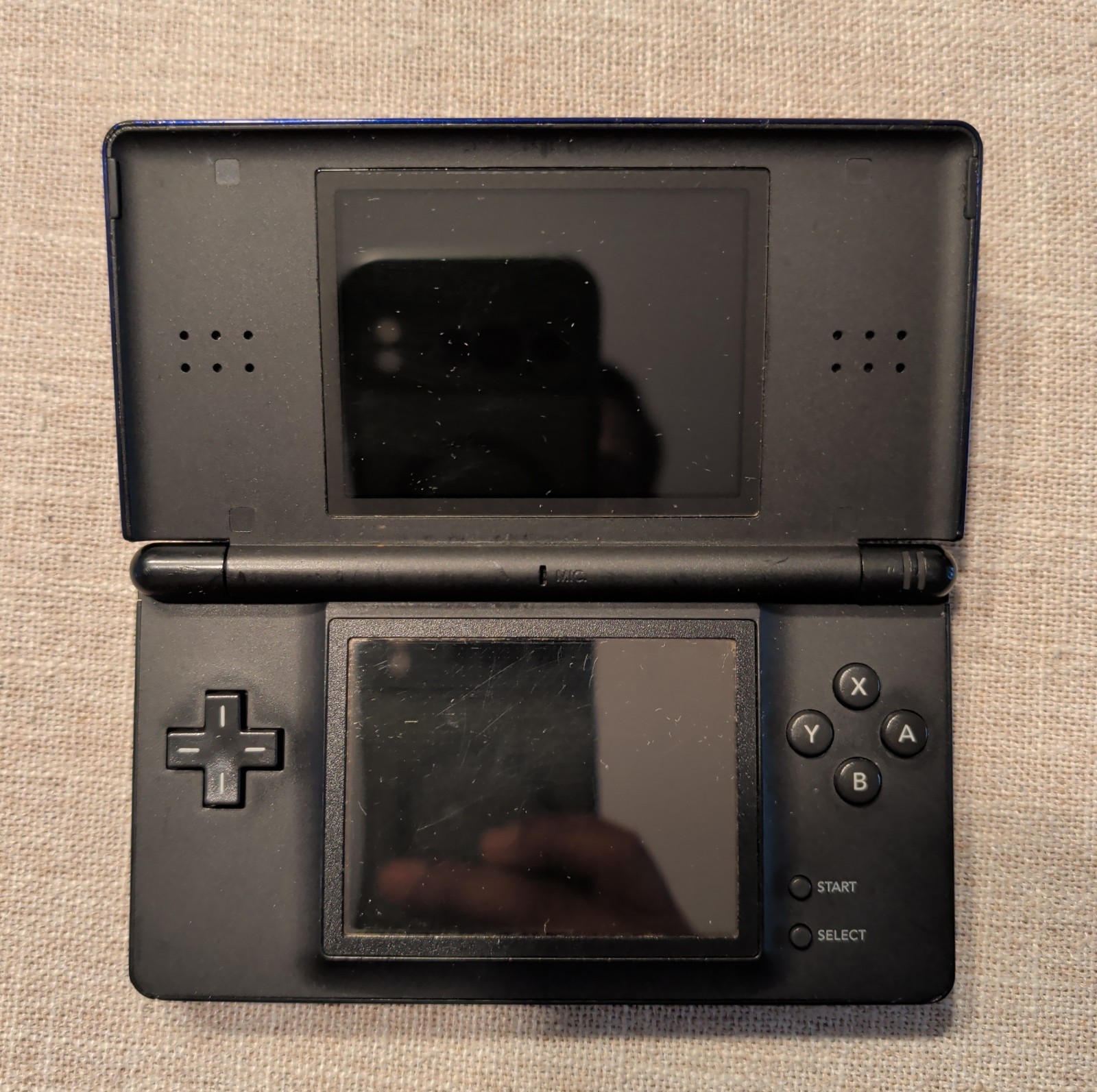 Nintendo DS Lite Cobalt Blue/Black Handheld Console W Charger. Tested