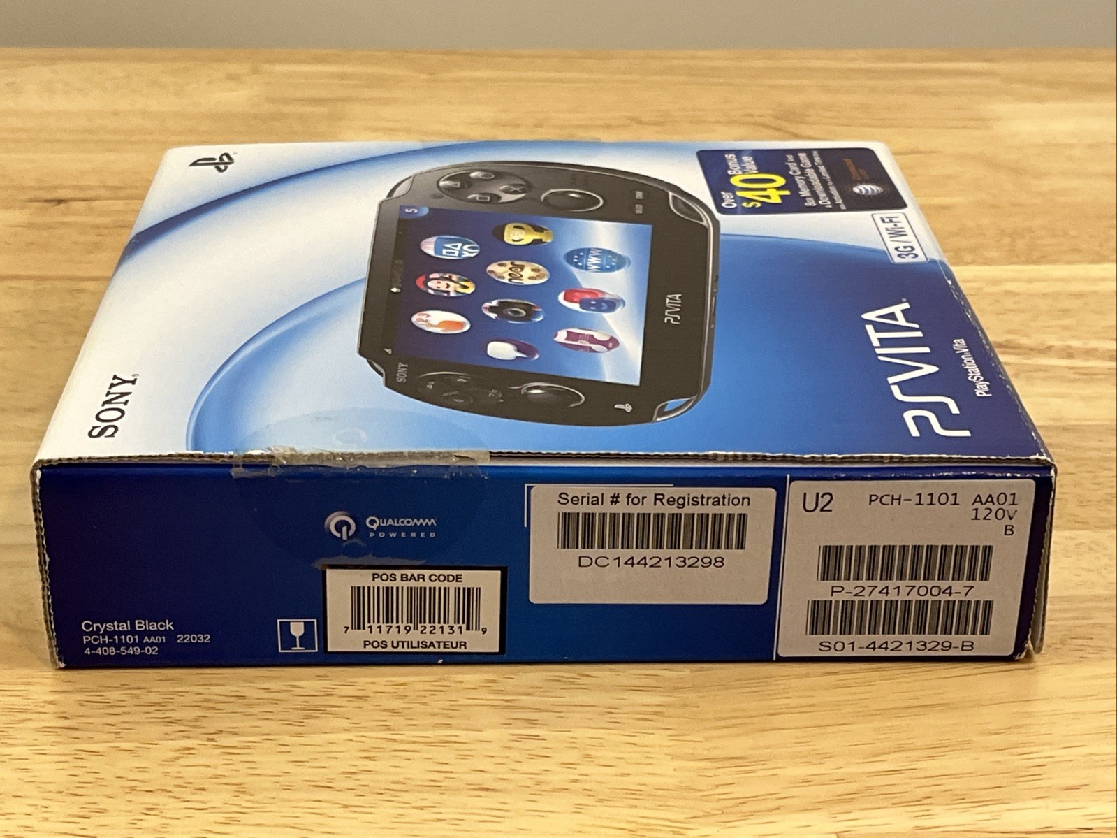 PlayStation Vita PCH-1101 OLED Complete in Box 64GB Card Cradle Case AC Charger