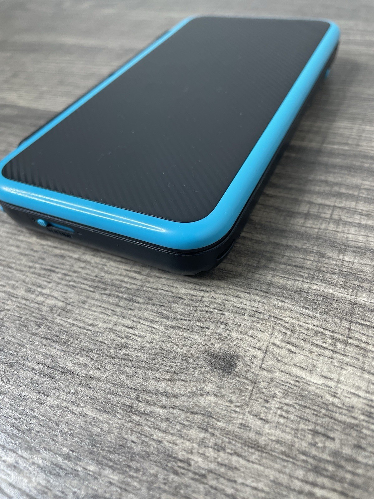 Nintendo 2DS XL Console – Black Turquoise