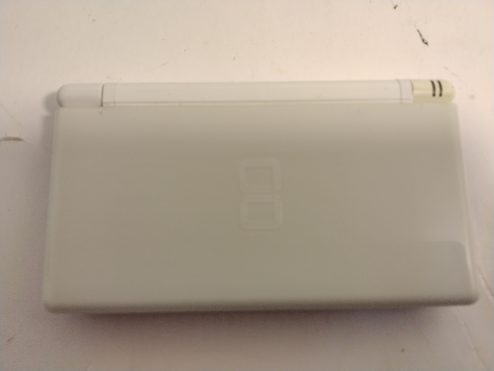 Nintendo DS Lite Handheld System / Console White(13306461)