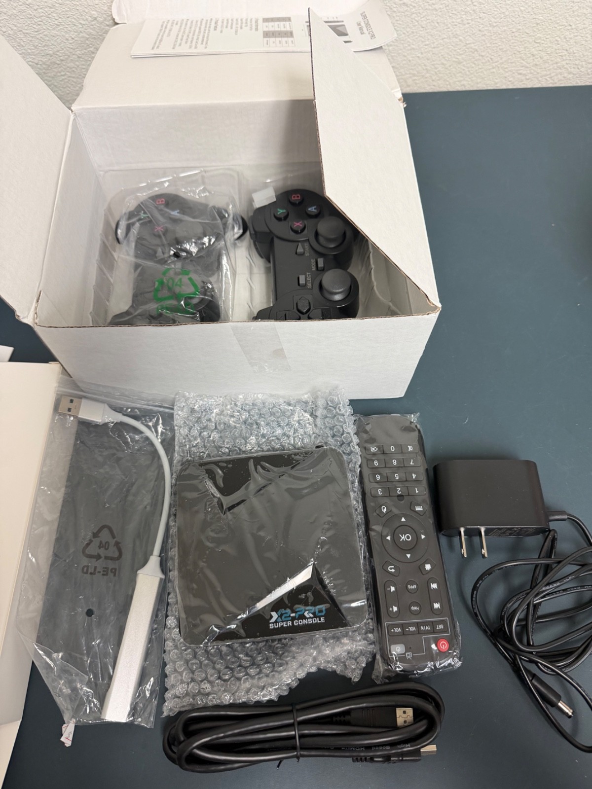 Super Console X2 Pro Retro Gaming System 2 Wireless Controllers HDMI Complete