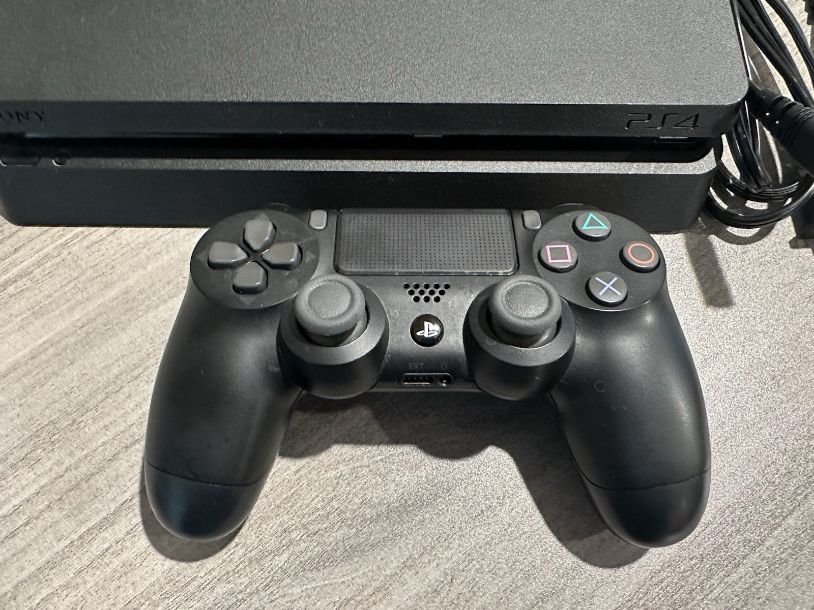 Sony PlayStation 4 Slim PS4 CUH-2015A 500GB Black Video Game System Console