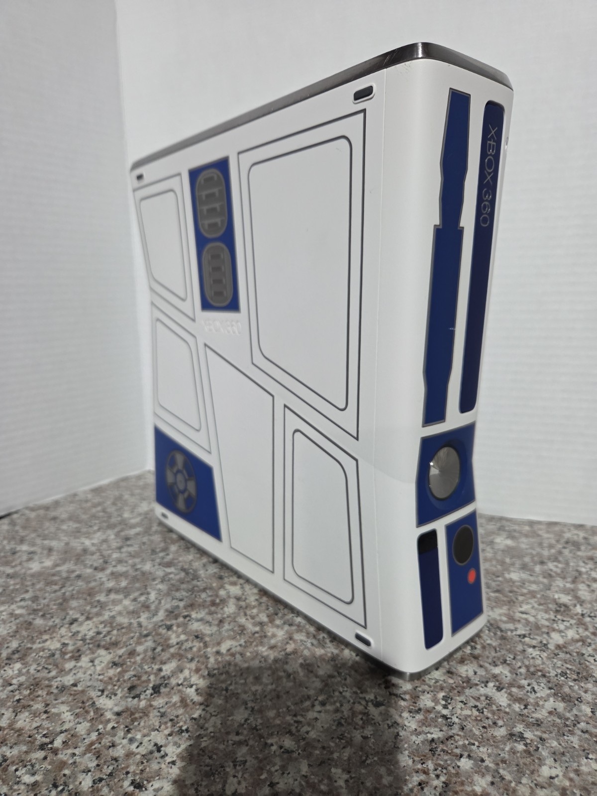 Limited Edition Xbox 360 Star Wars Kinect 320 GB R2D2 Console Only Read