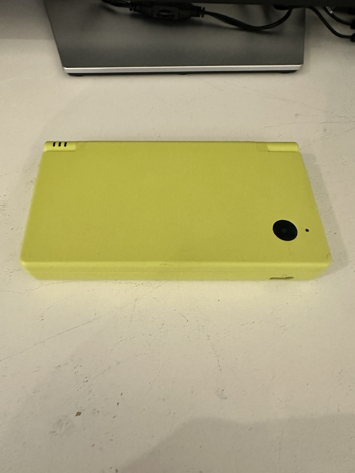 Nintendo DSi Console Yellow With Stylus And Charger Japan Model Excellent