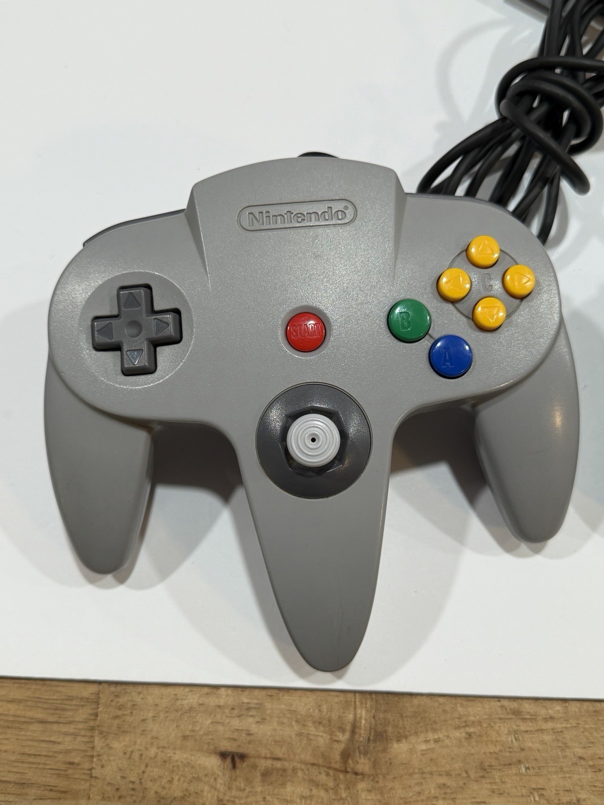 Nintendo 64 Bundle 4 Controllers Super Mario 64 Plus 2 Other Games READ