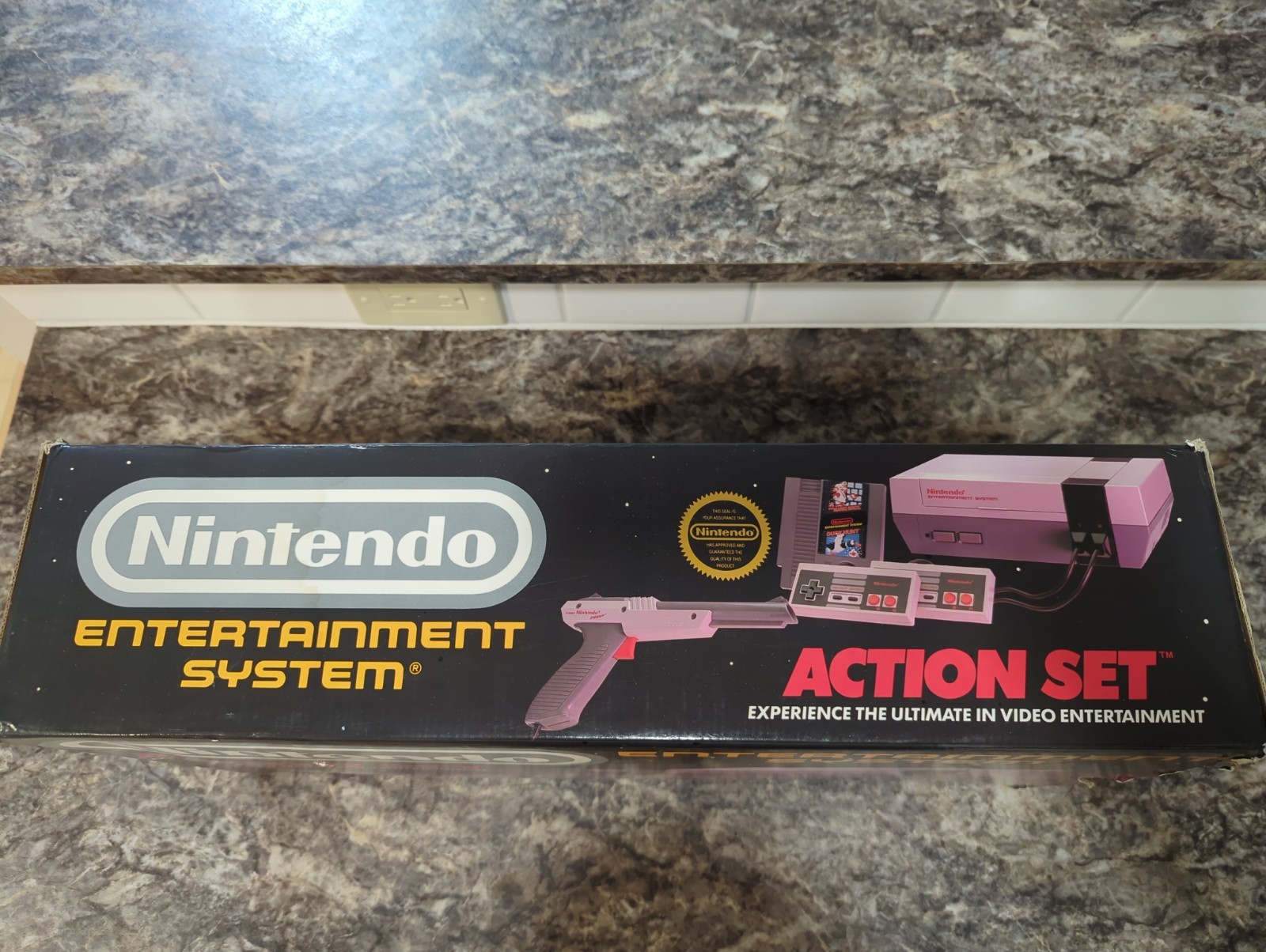 VERY CLEAN Nintendo NES Action Set Console – Complete In Box – Tested