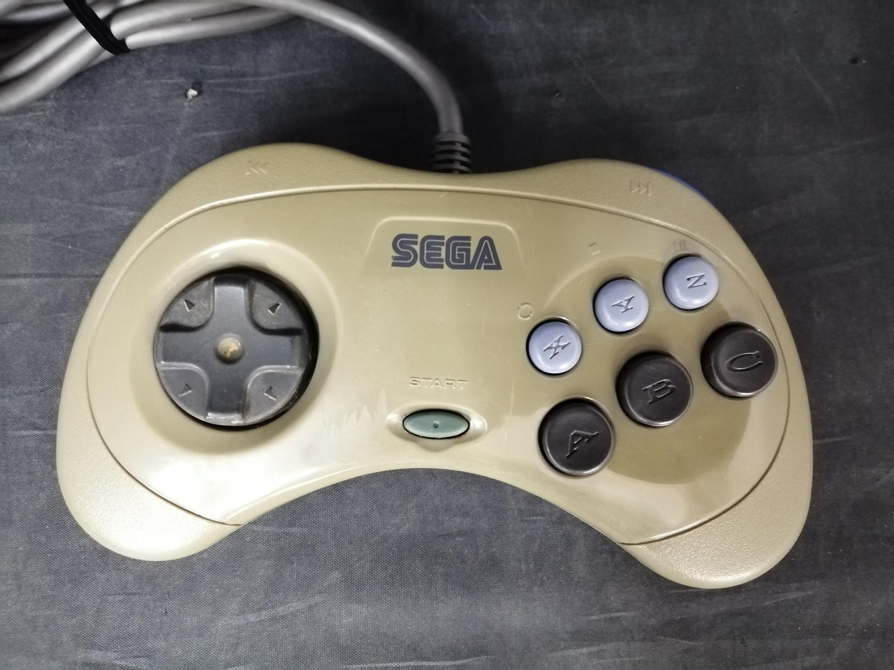 Sega Saturn Model HST 3210 SEGA