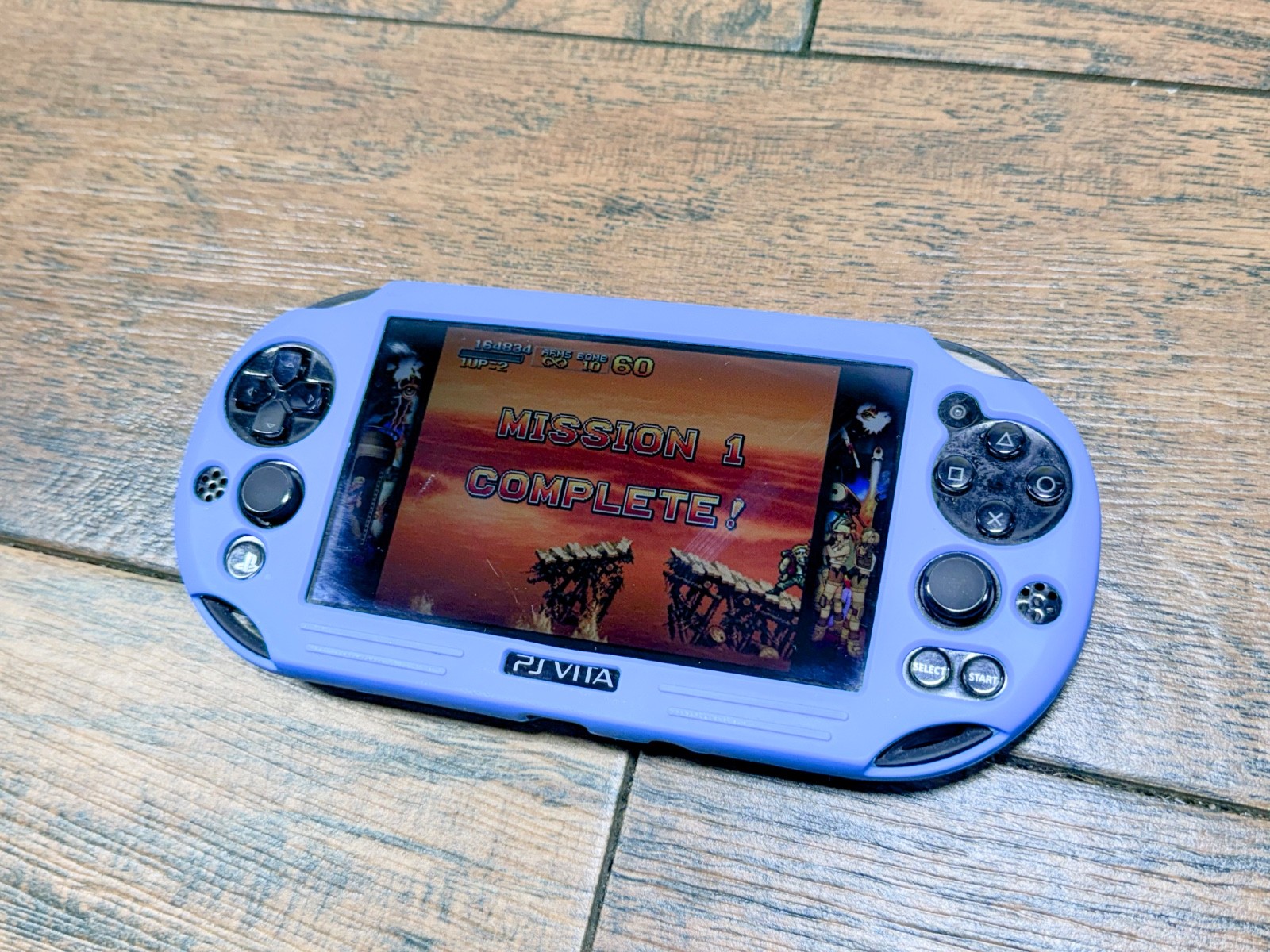 Sony PS Vita PCH-2001 + Games + 8GB Memory Card – No Charger Y283