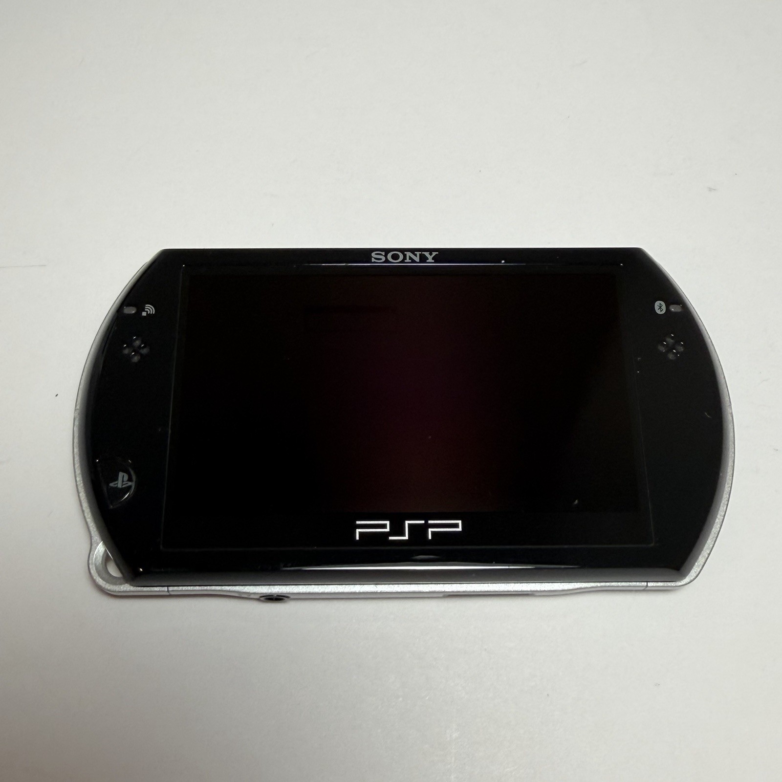 Sony PSP GO 16GB PSP-N1001 Console Handheld Portable Black In Box No Charger